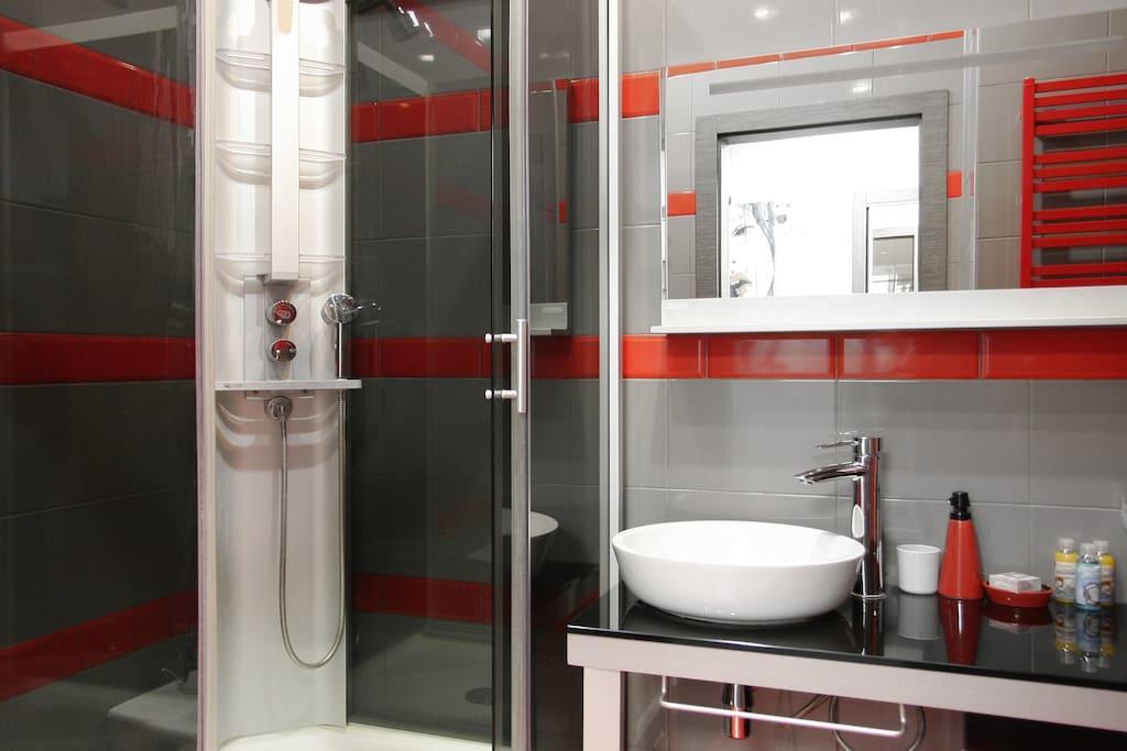 Apartments Raisy Okipnoi Kiev Bagian luar foto